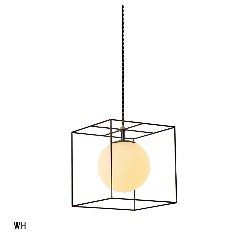 MARTY < マーティ >